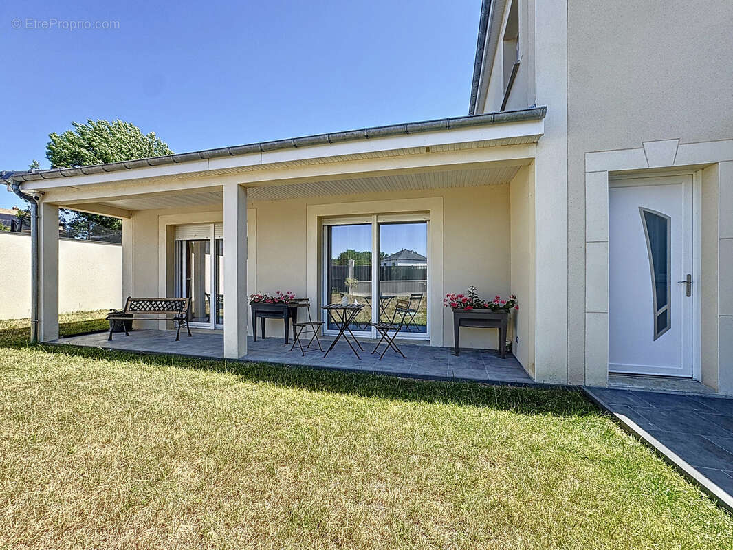 Maison à MONTIGNY-SUR-VESLE