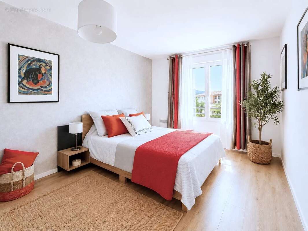 Appartement à HYERES