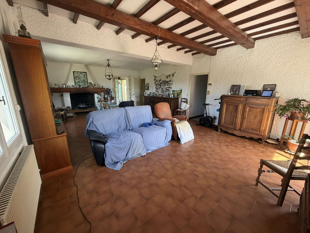 Maison à MALAUCENE