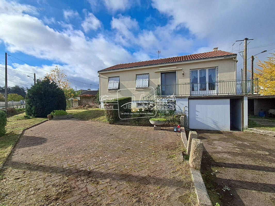 Maison à CHAMPTOCEAUX