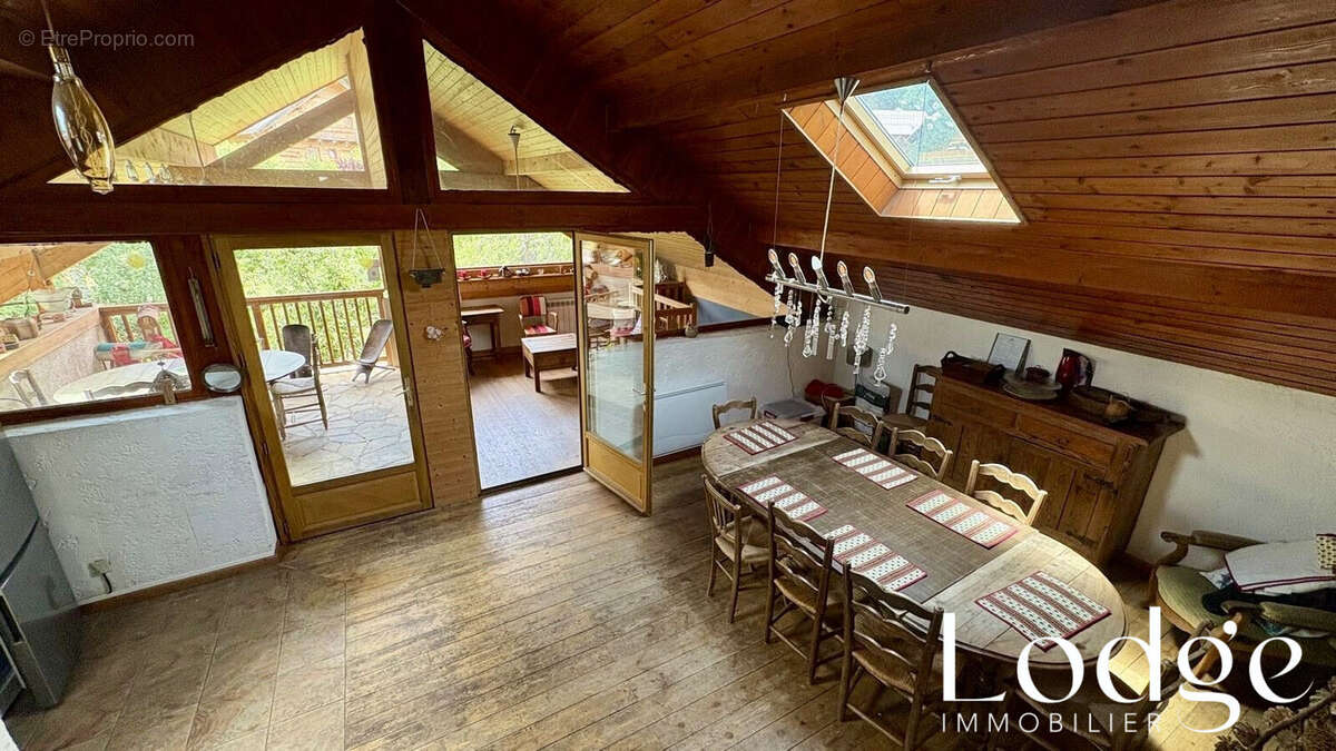 Maison 140 m² à Puy-Saint-Vincent  - photo 4