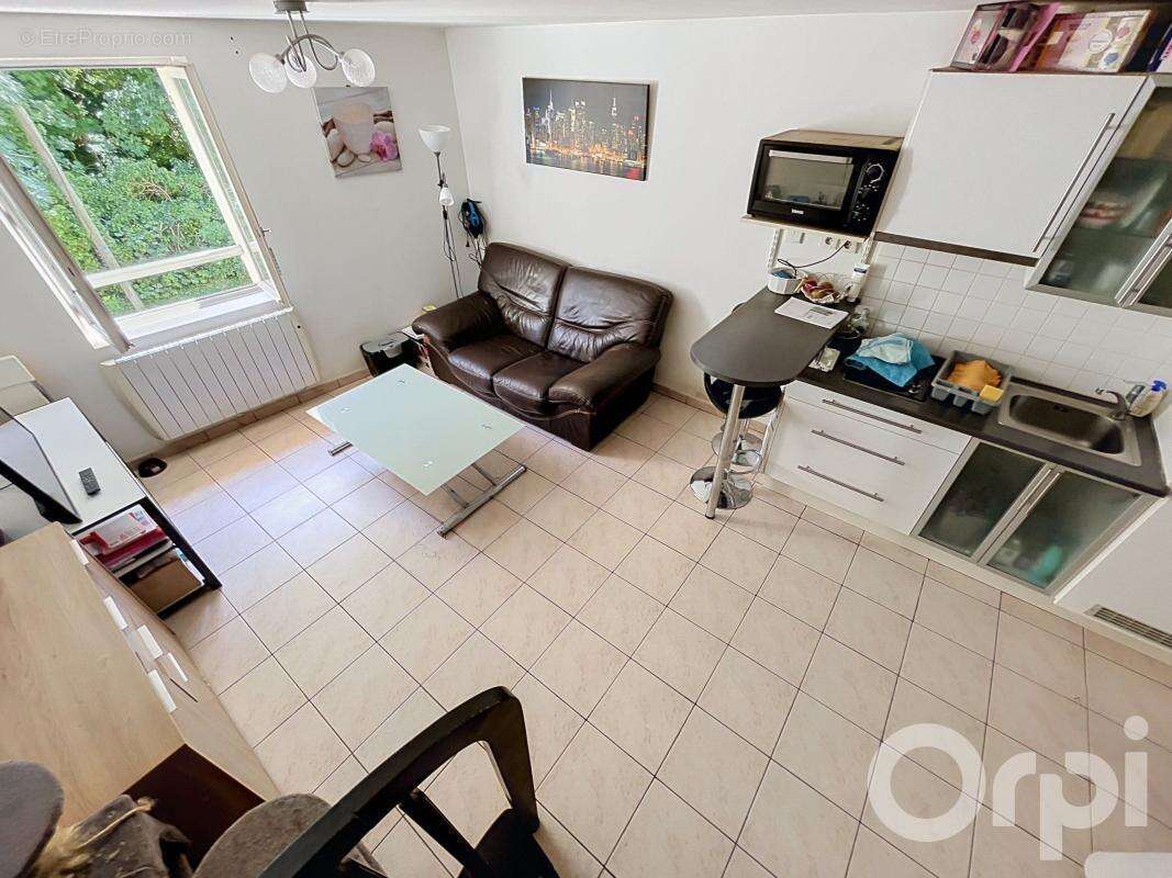 Appartement à EPINAY-SUR-ORGE