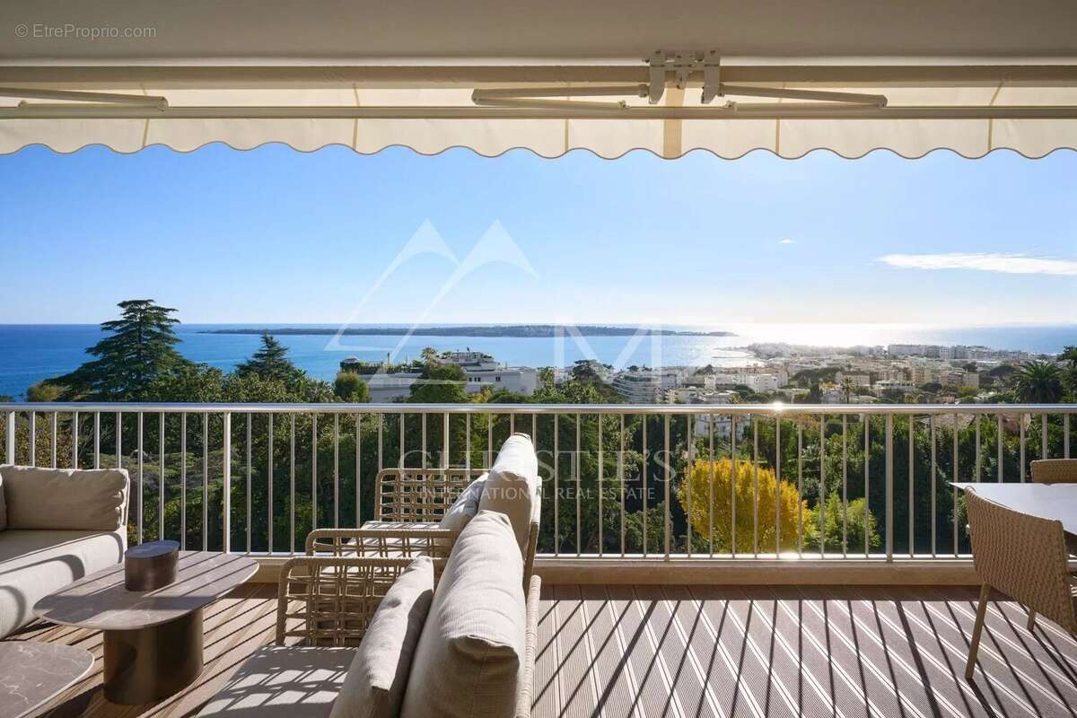 Appartement à CANNES