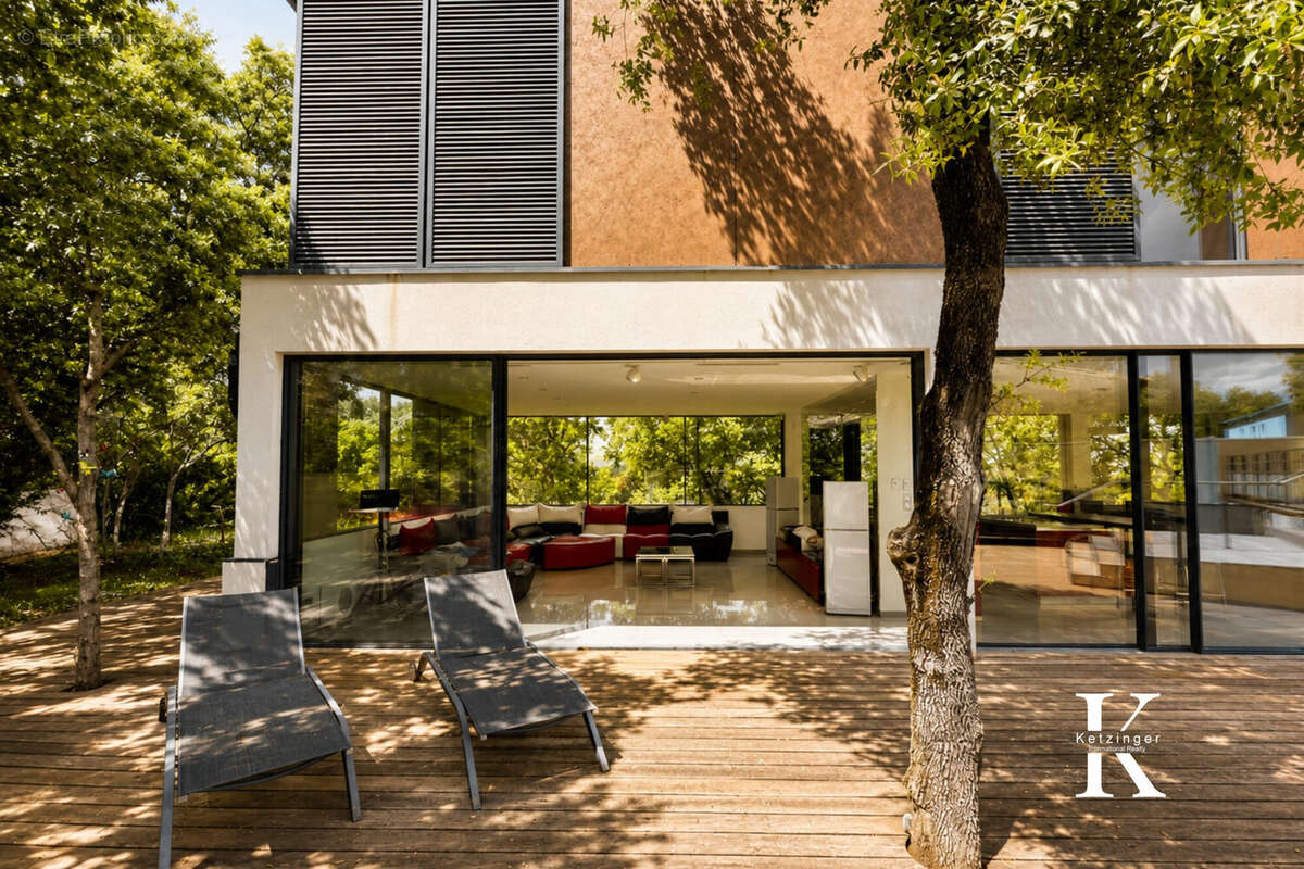 Maison à BEAULIEU