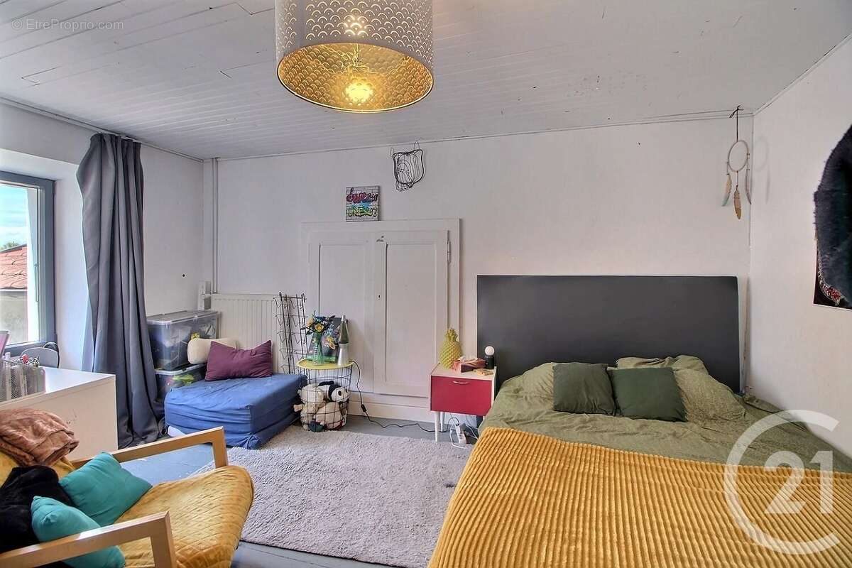 Maison à NEUVECELLE