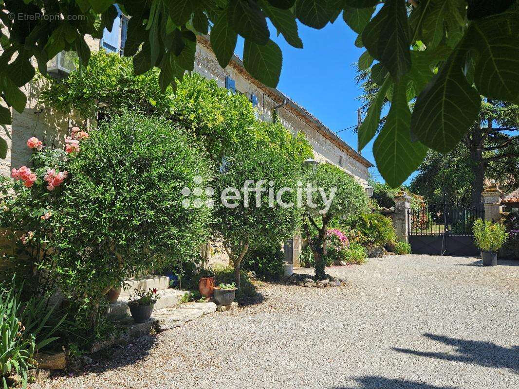 Maison à LA ROCHETTE