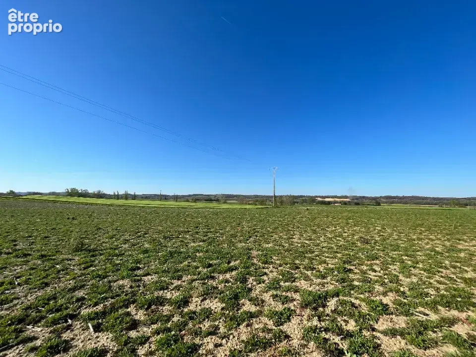 Terrain 734 m² à Labastide-D'anjou  - photo 2