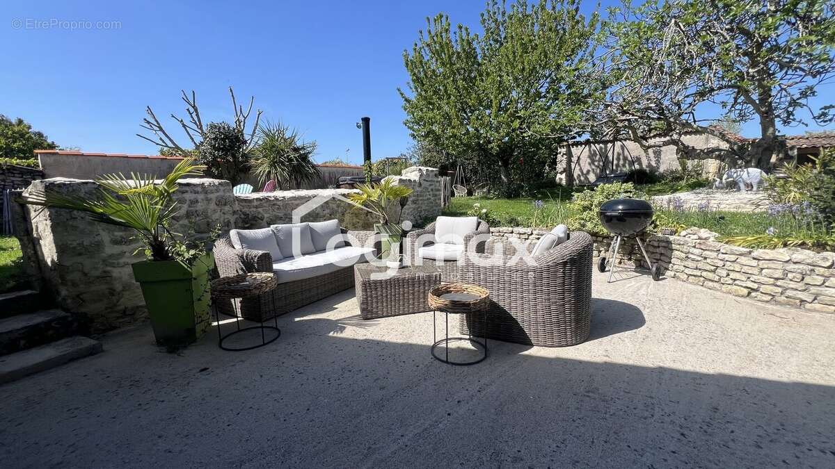 Maison 210 m² à Salles-Sur-Mer  - photo 17