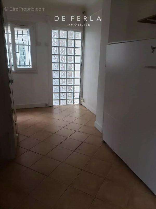 Maison à PARIS-18E