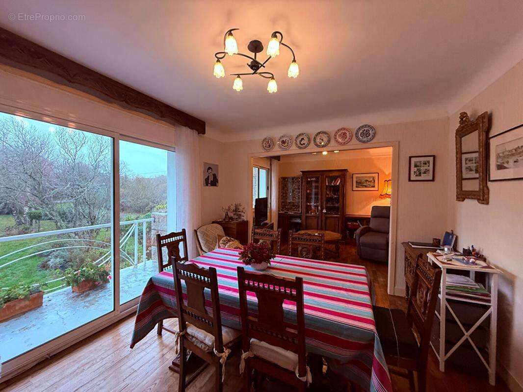 Maison à LOCMARIAQUER