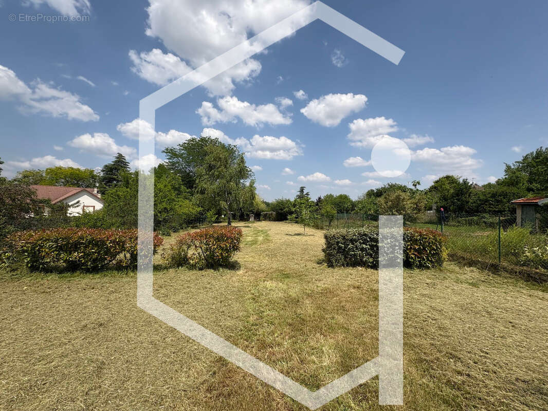 Maison à COSNE-COURS-SUR-LOIRE