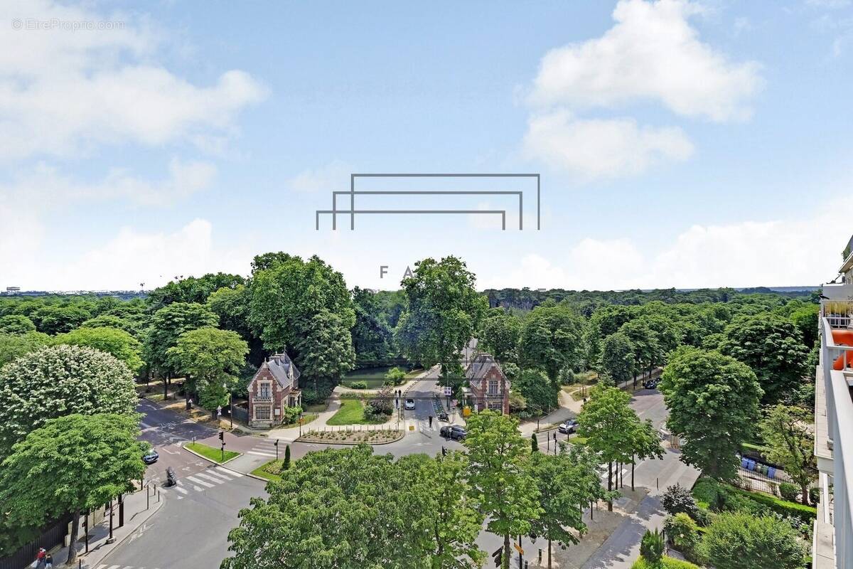 Appartement à NEUILLY-SUR-SEINE