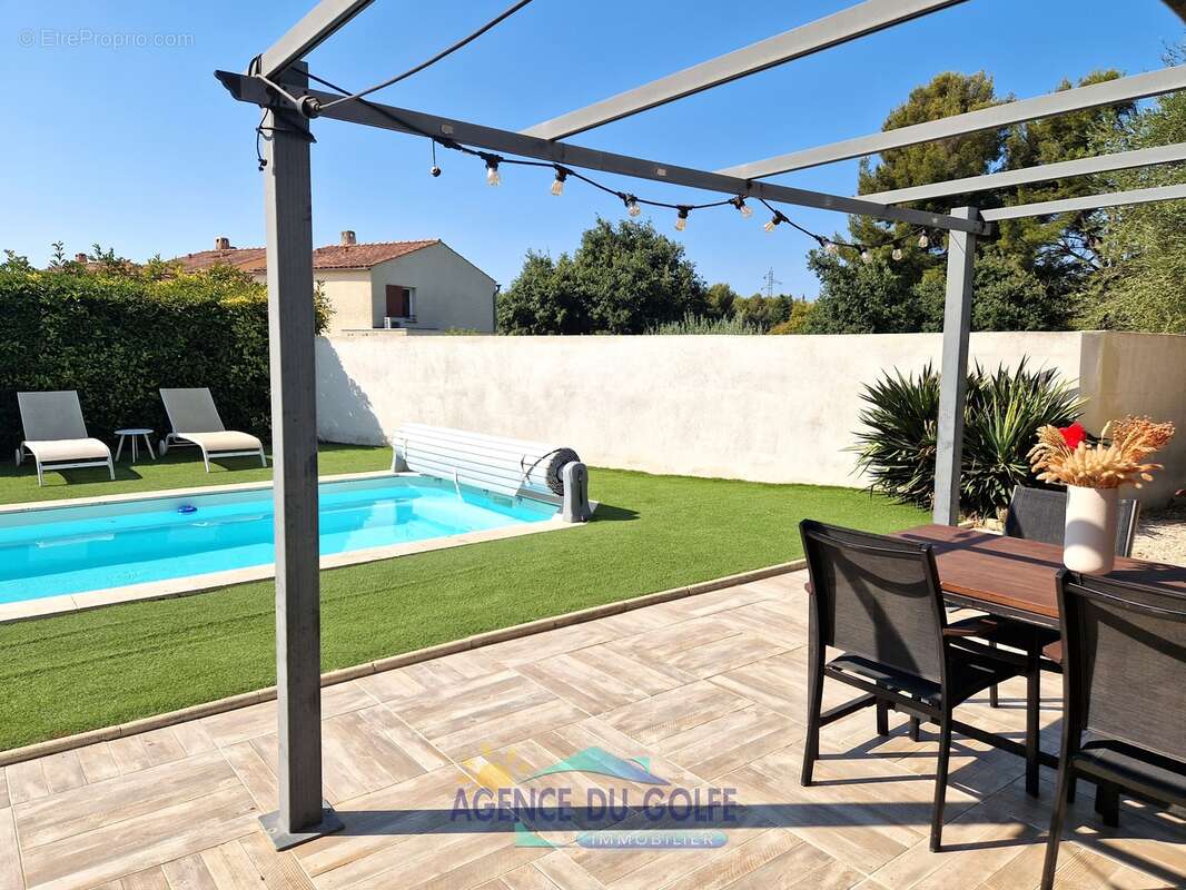 Jolie villa T 4 avec piscine - photo 2