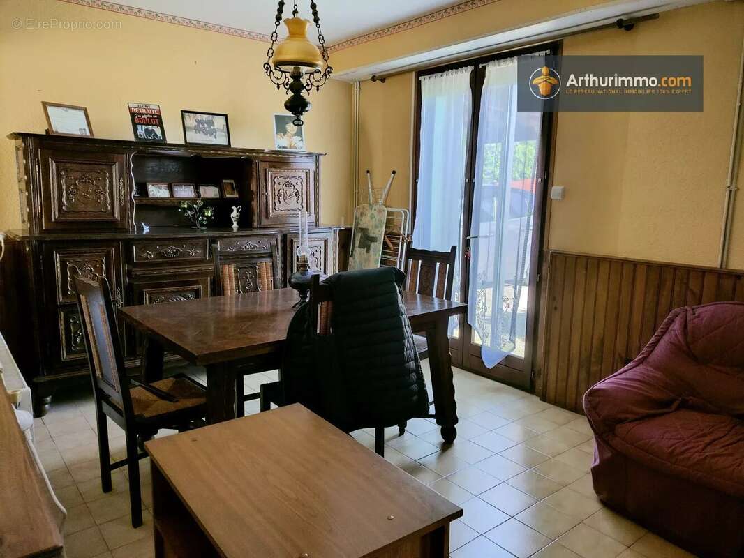 Maison à LAROQUE-D'OLMES