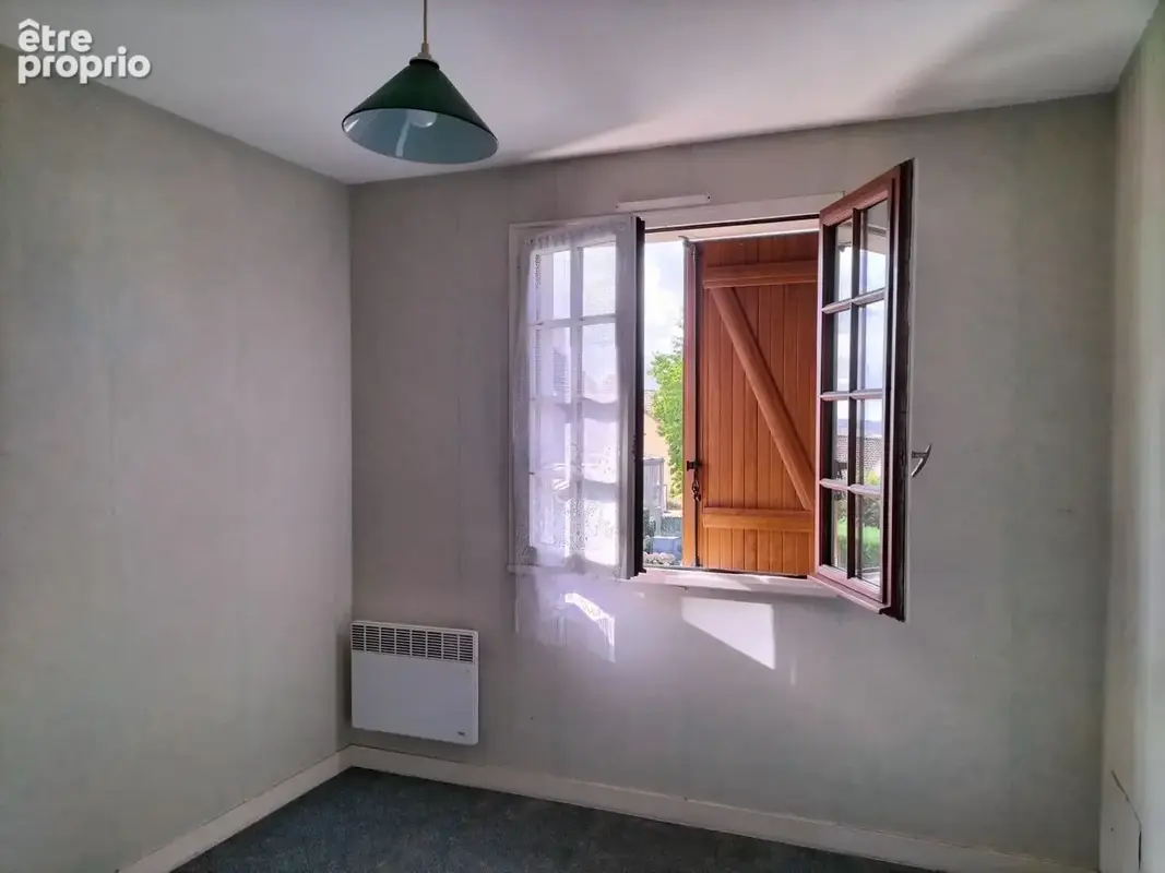 Pavillon à vendre Villaines la Juhel chambre