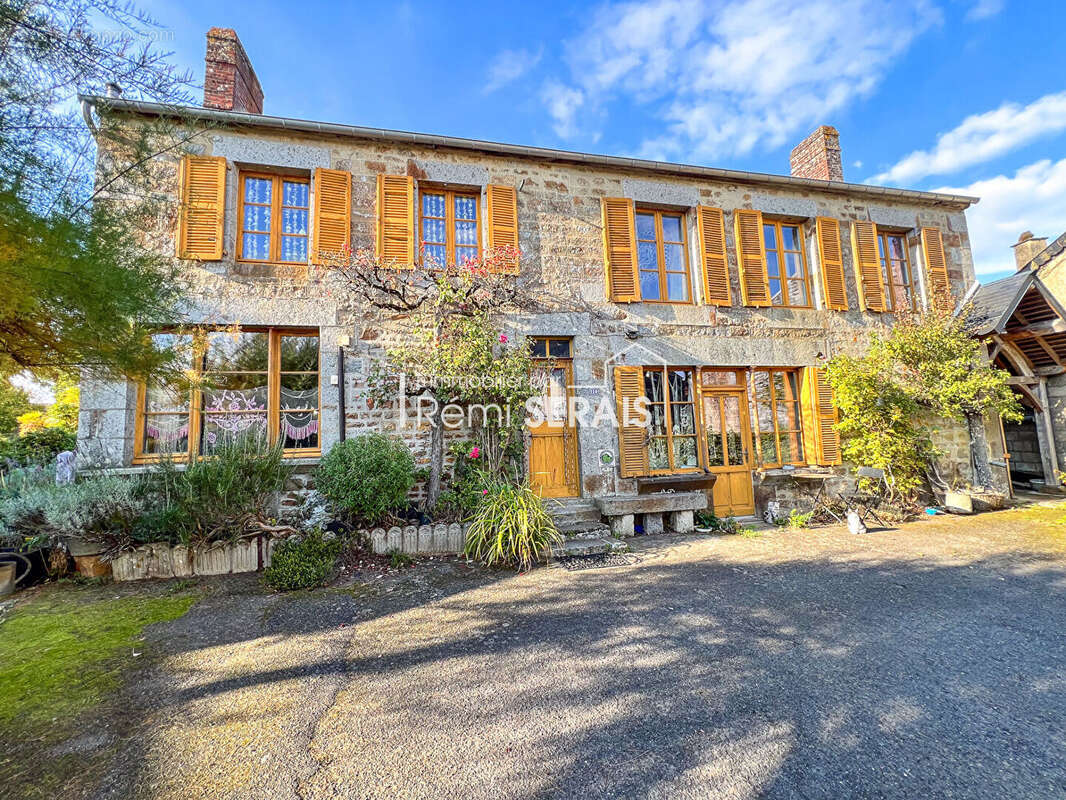 Maison à SAINTE-HONORINE-LA-GUILLAUME