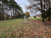 Terrain à ANTONNE-ET-TRIGONANT