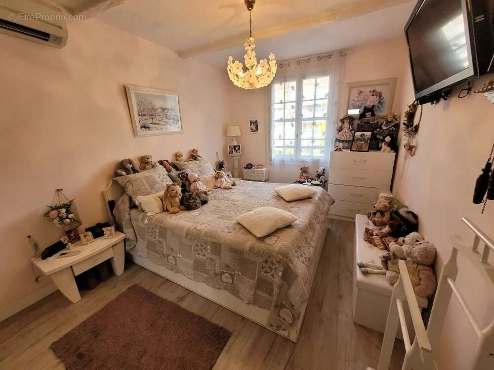 Appartement à PEYMEINADE