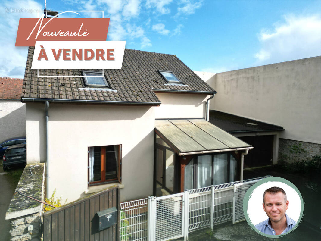 Maison à FEUCHEROLLES