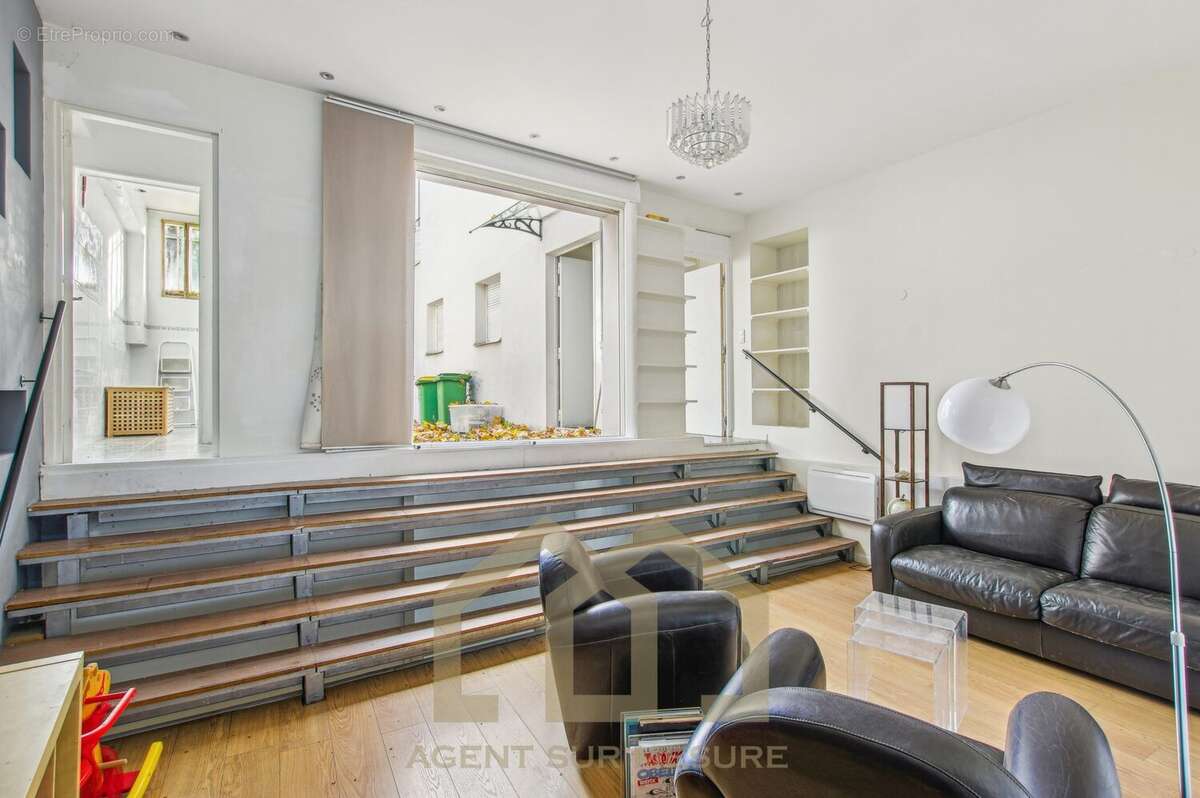 Maison à PARIS-19E