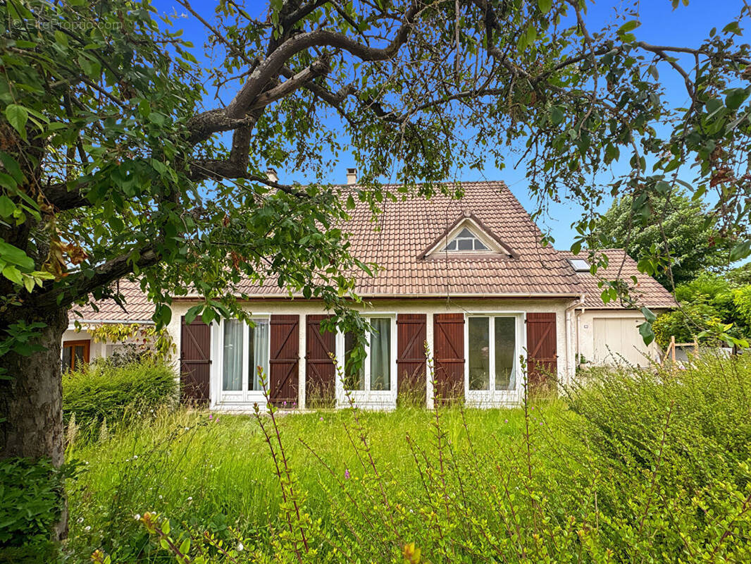 Maison à MANTES-LA-VILLE