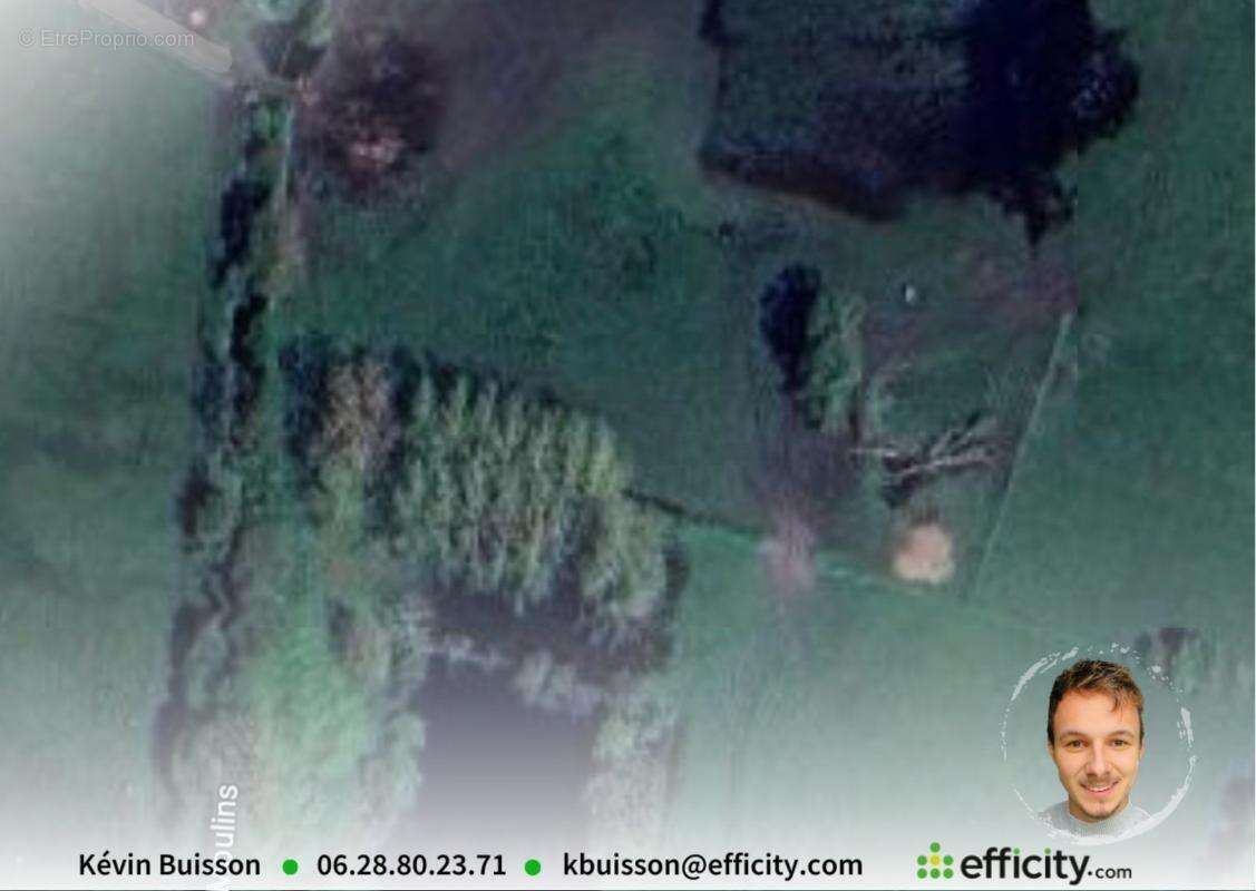 Terrain à SALLES-LAVALETTE