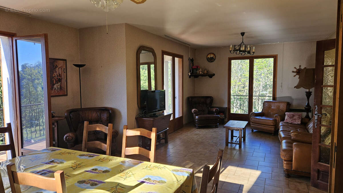 Maison 190 m² à Vals-Les-Bains  - photo 20
