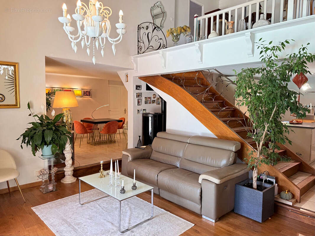 Maison Bouchet - 6 pièces - 110m² sur terrain de 1911m² - photo 8