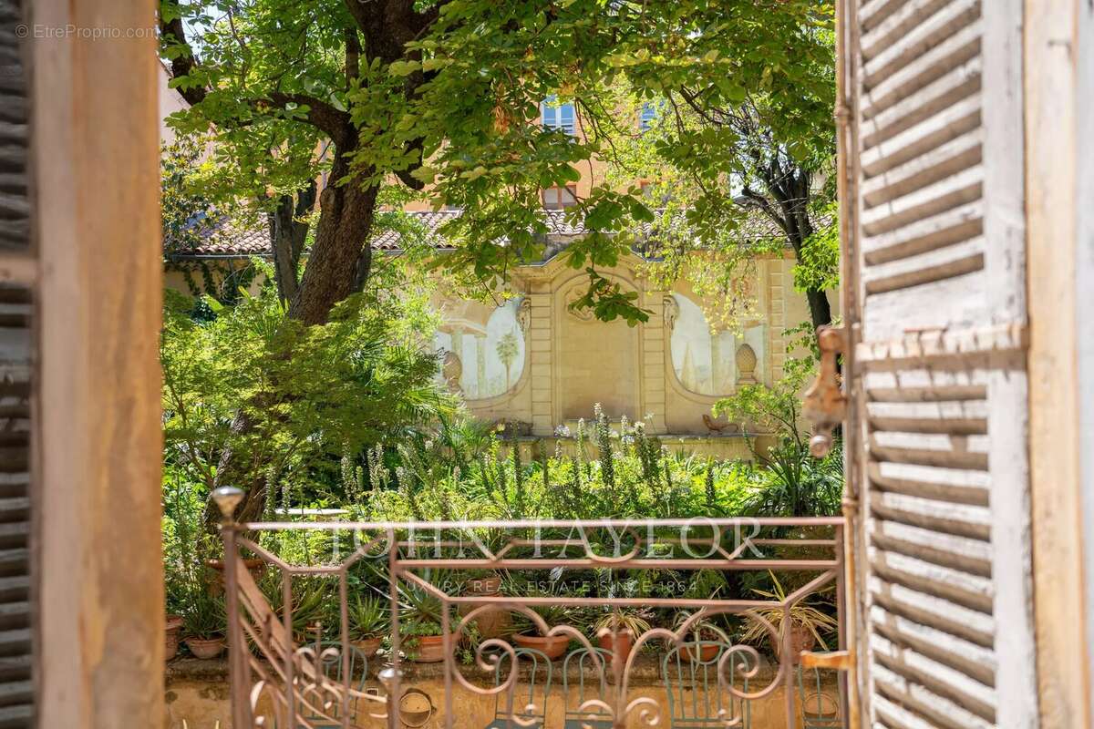 Appartement d'exception avec jardin et piscine au cœur du quartier Mazarin - photo 35