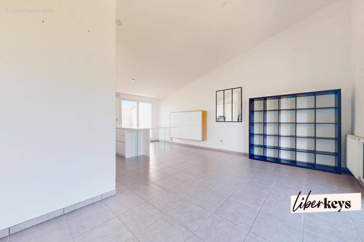 Appartement à SAINT-ORENS-DE-GAMEVILLE