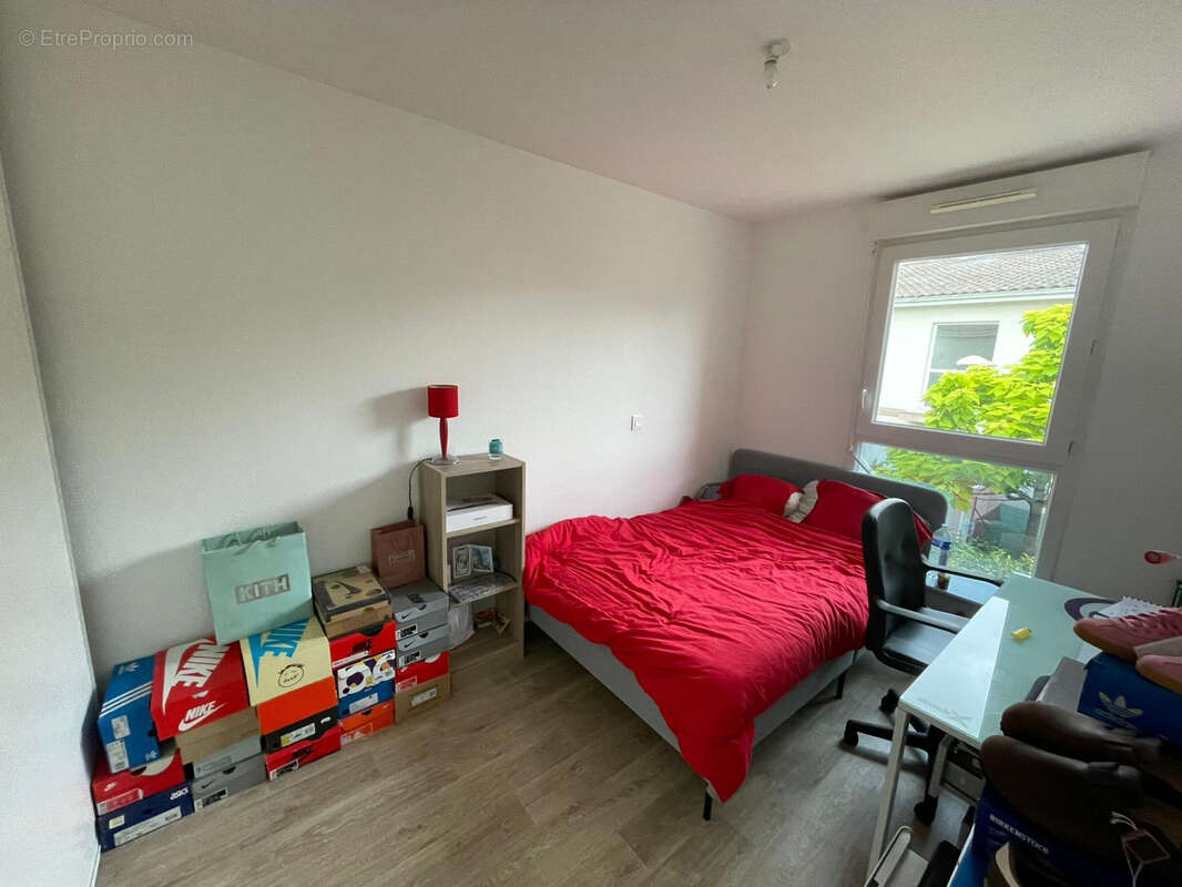 Appartement à FARGUES-SAINT-HILAIRE