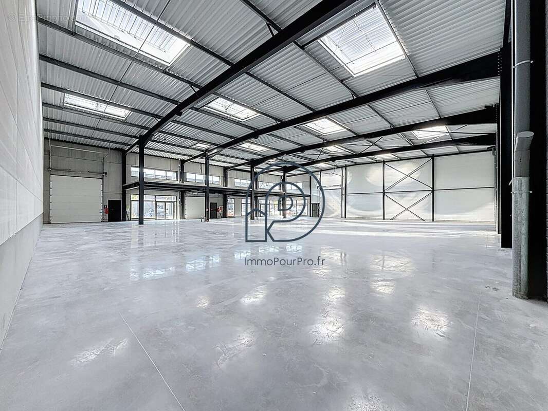 Commerce à LA CHAPELLE-D&#039;ARMENTIERES