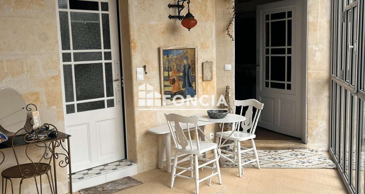 Ensemble immobilier avec cachet et beaux espaces extérieurs - photo 15