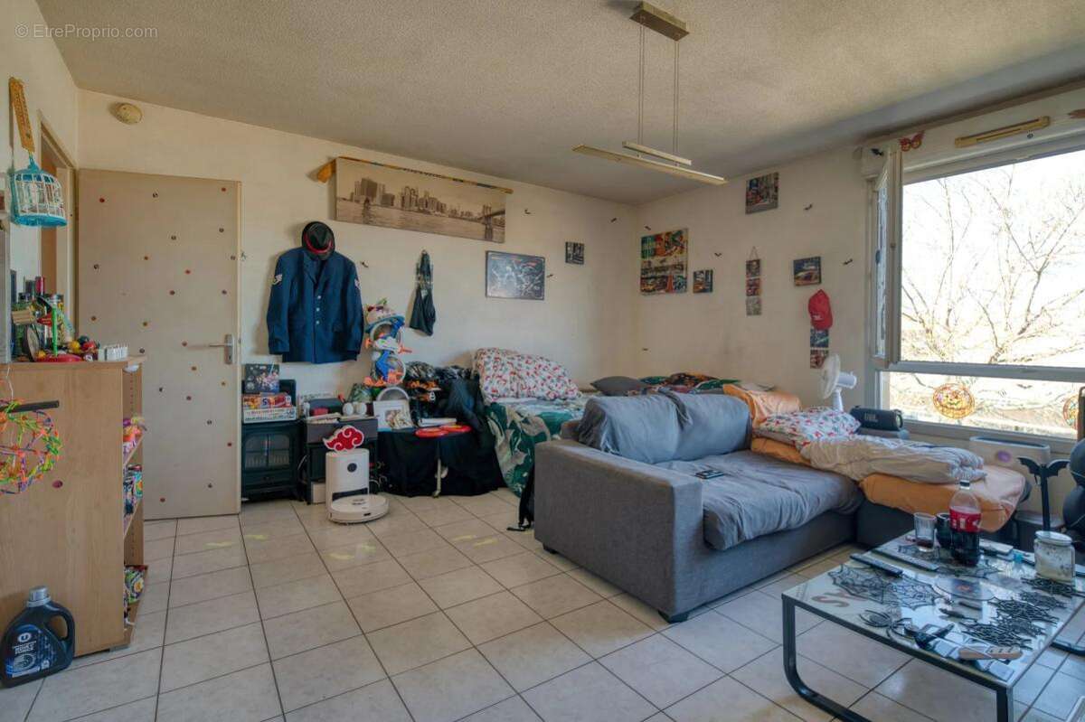Appartement à CASTELGINEST