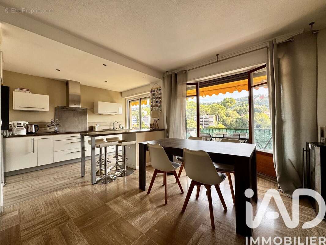 Photo 4 - Appartement à LE CANNET