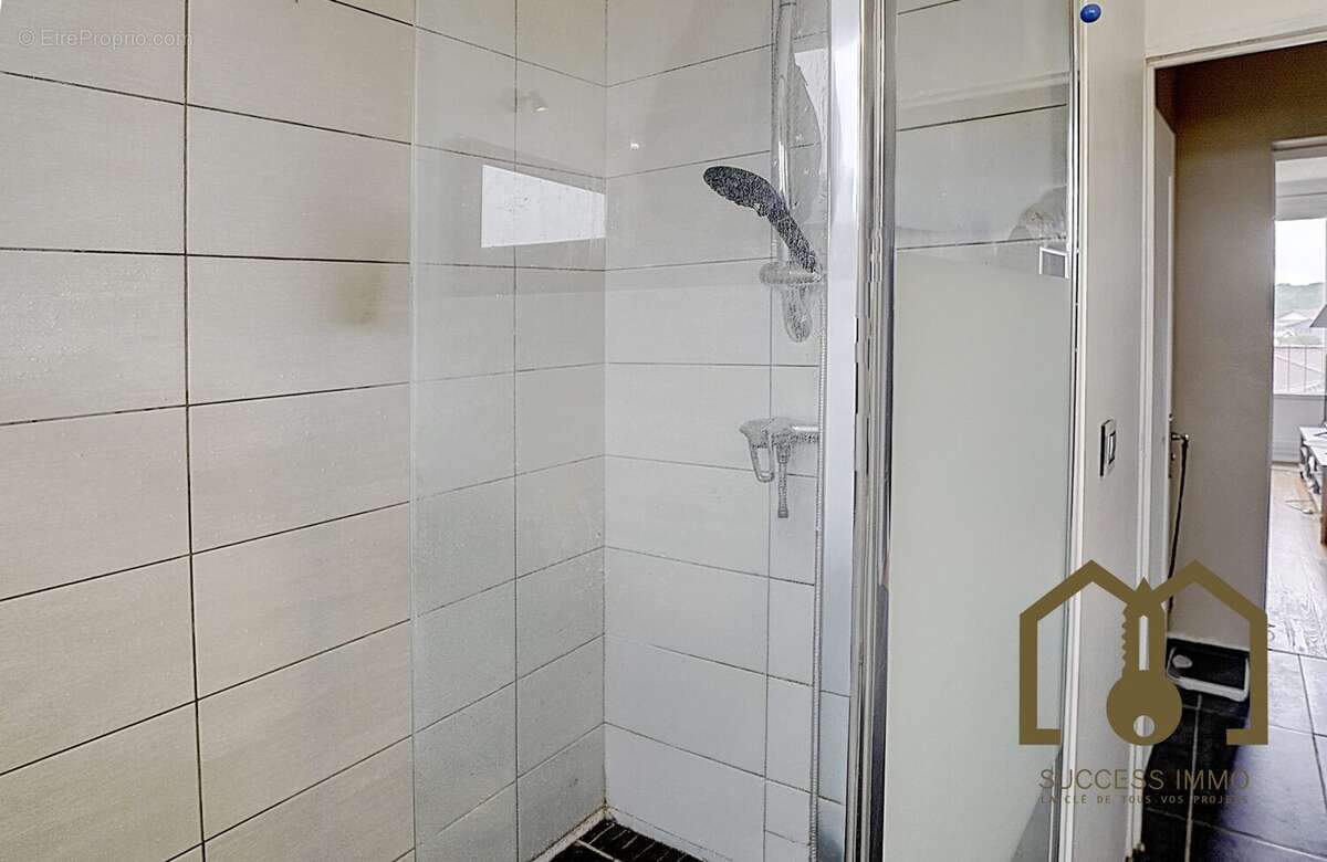 Appartement à VAULX-EN-VELIN