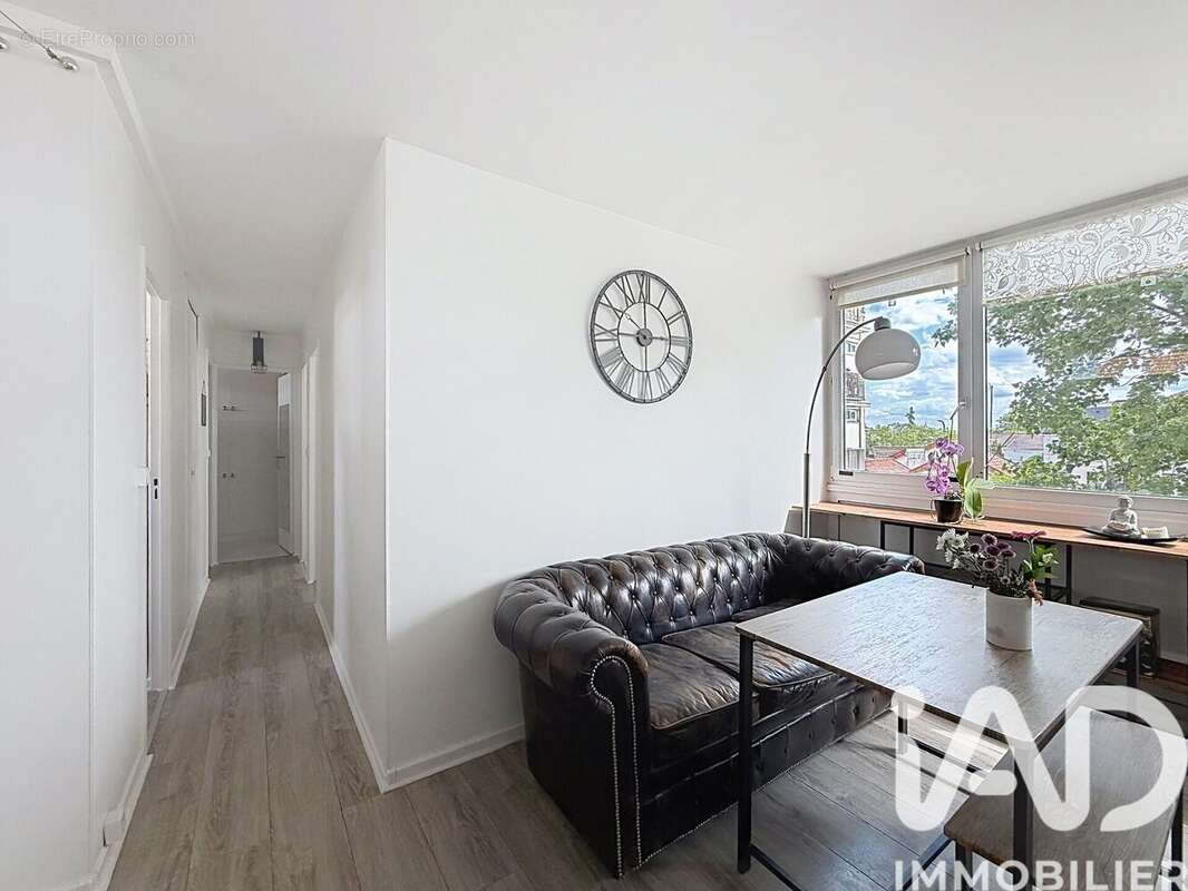 Photo 8 - Appartement à SAINT-MAUR-DES-FOSSES