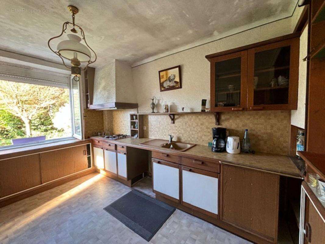 Maison de caractère à rénover -130m² Grand terrain Plomelin - photo 3