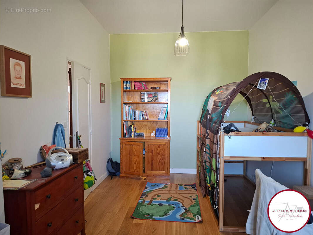 Maison à SAINT-AMAND-MONTROND