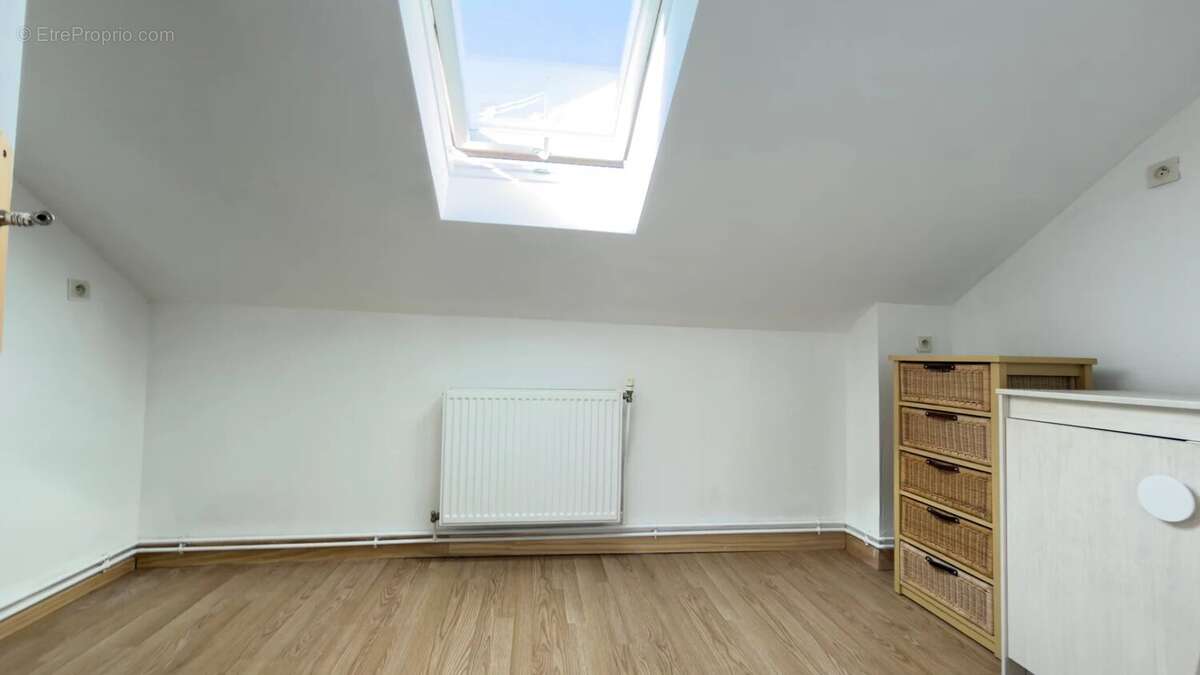 Maison à SAINT-PARRES-AUX-TERTRES