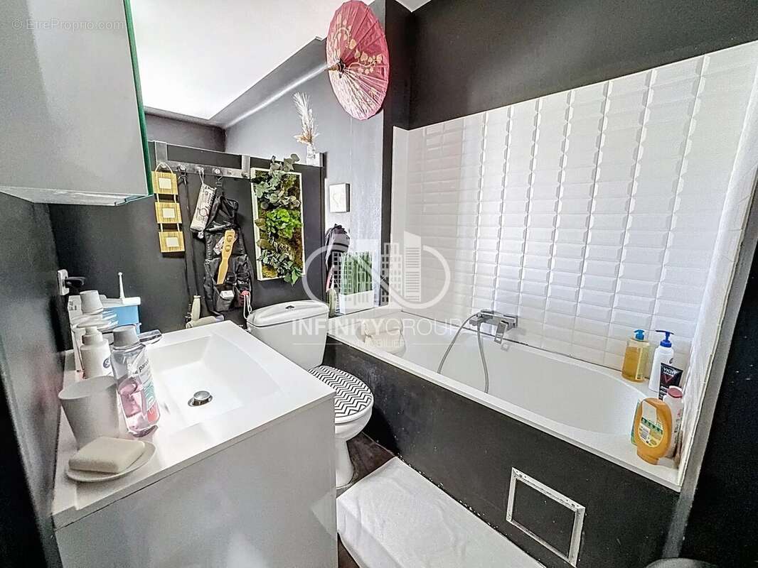 Appartement à LE CANNET