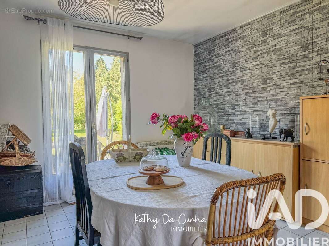 Maison 90 m² à La Boissiere  - photo 6
