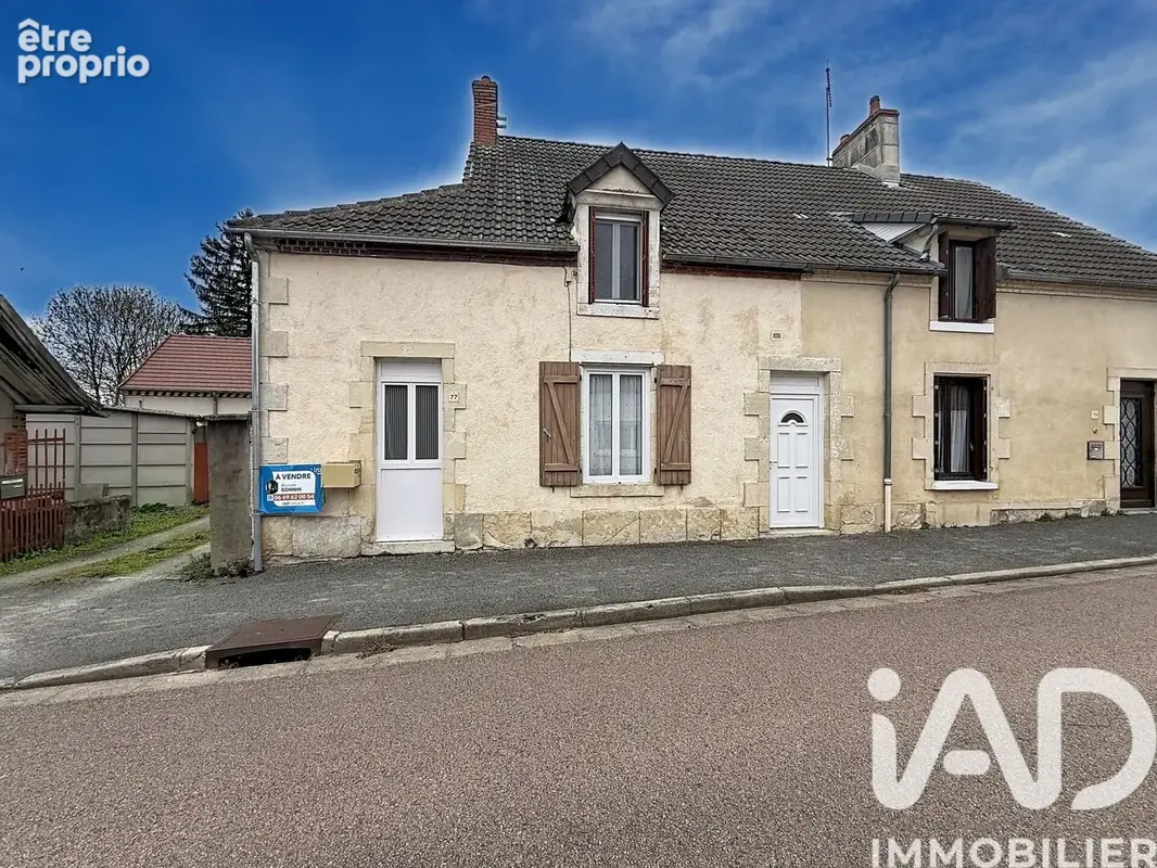 Photo 1 - Maison à SAINT-PIERRE-LE-MOUTIER