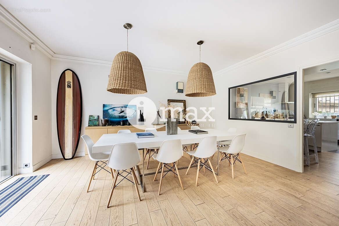 Appartement à LEVALLOIS-PERRET