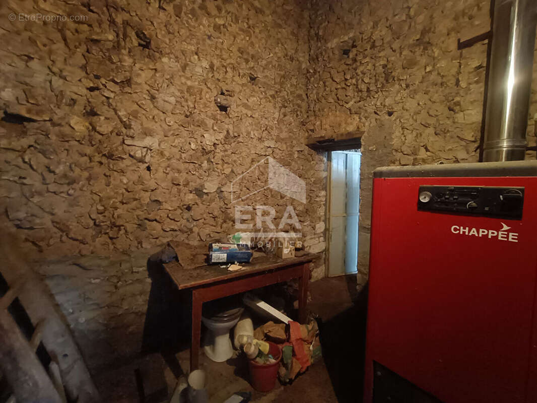 Maison 56 m² à Savigne  - photo 6