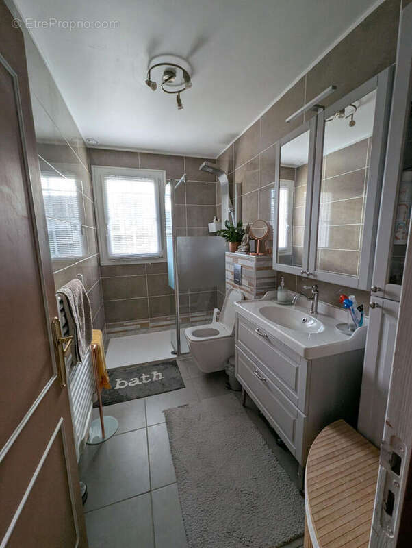 Maison 172 m² à Amboise  - photo 8