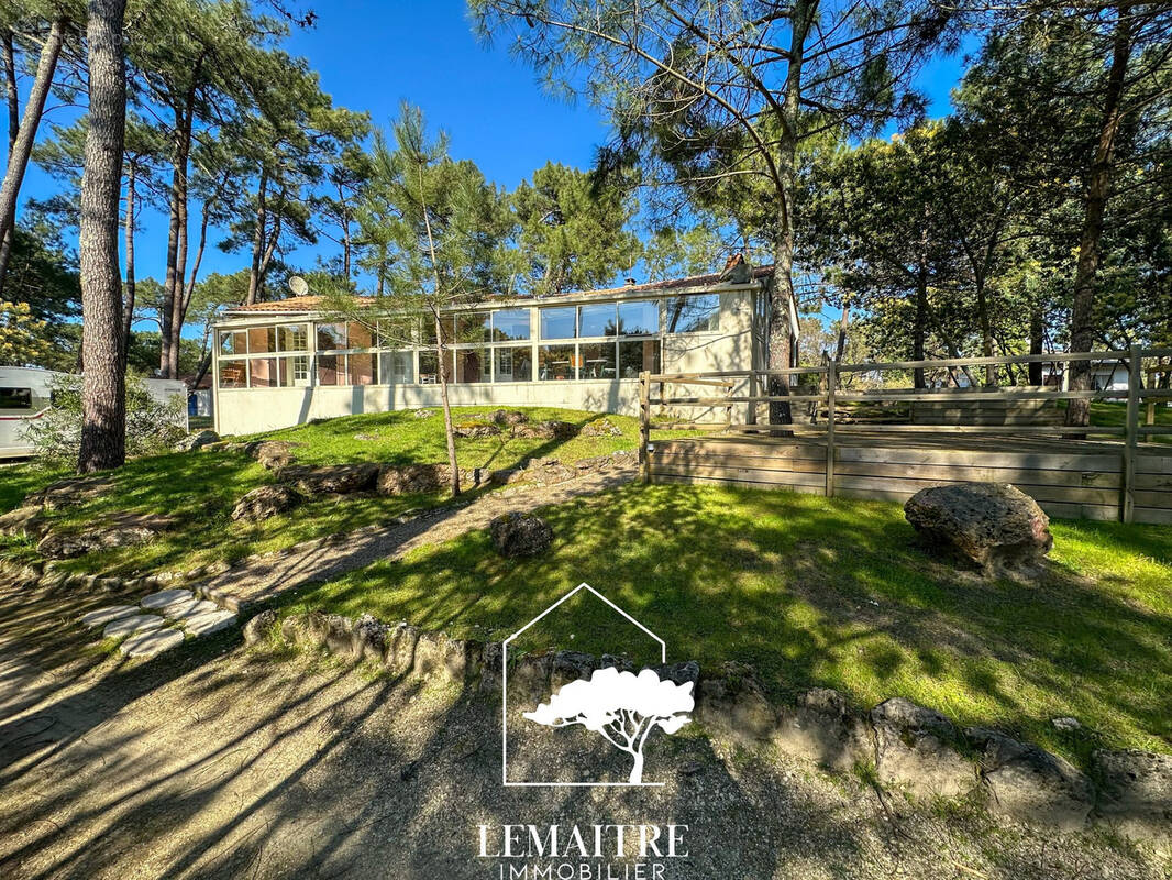 Maison à LES MATHES