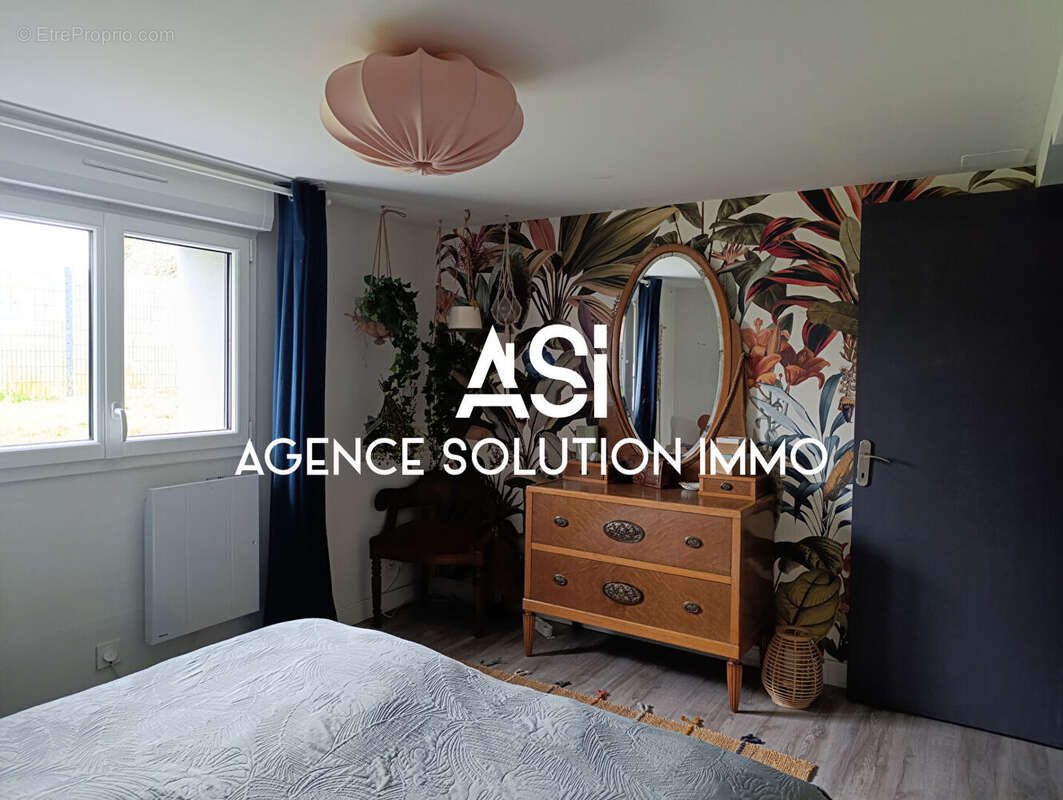 Maison à VILLAINES-LA-JUHEL