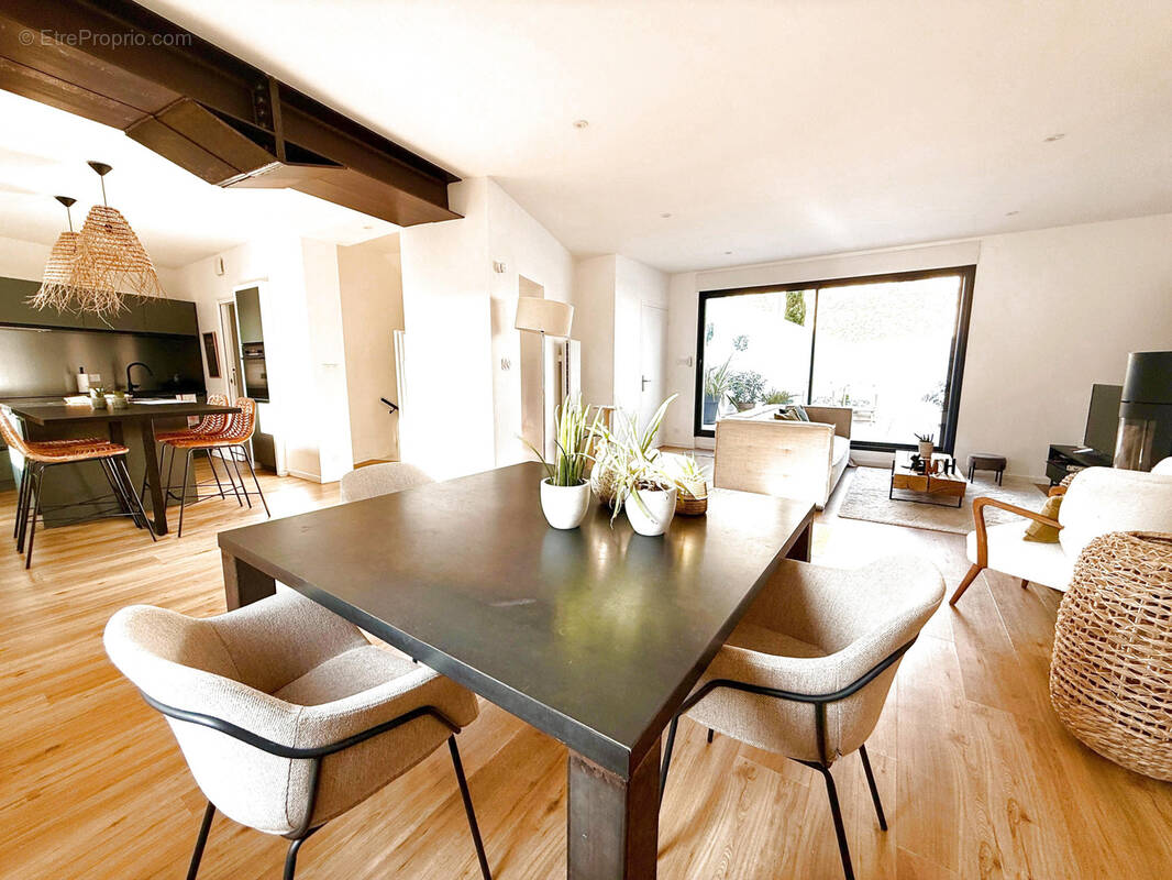 Maison à SAINT-PERAY