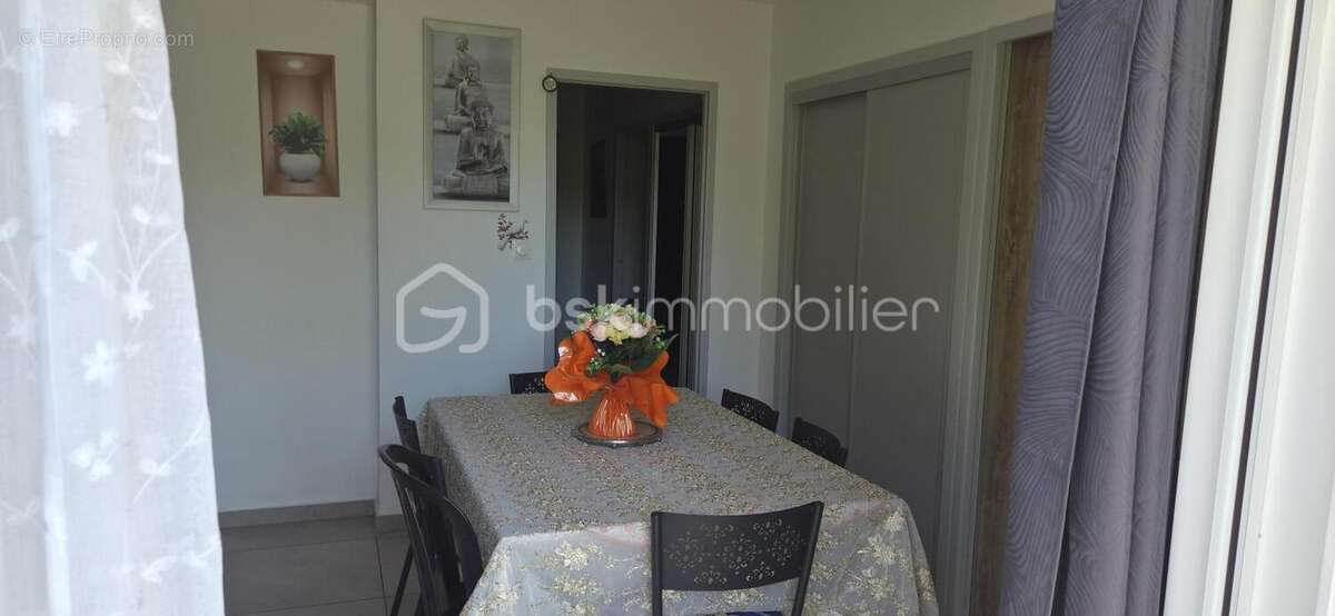 Coup de cœur - Appartement 3 pièces 58 M2 rénové, meublé et pret a vivre - photo 2